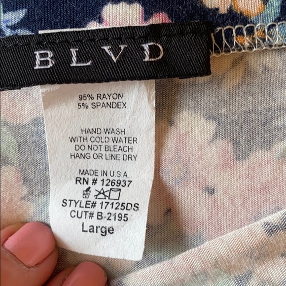 Floral two piece set - Picture 4 of 7